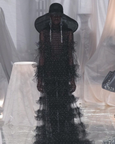 Valentino пролет/лято 2025