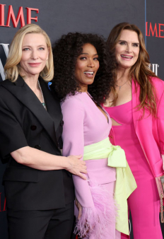 Кейт Бланшет, Анджела Басет и Брук Шийлдс на Women Of The Year Gala