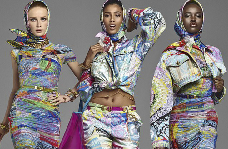 Versacе Надникваме в новата кампания на Versace | EVA.bg