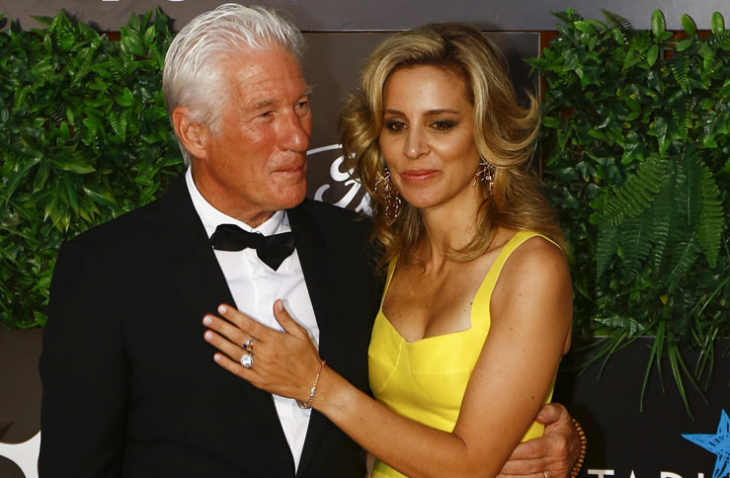 72-годишният Ричард Гиър и 39-годишната му съпруга Алехандра Силва изглеждаха