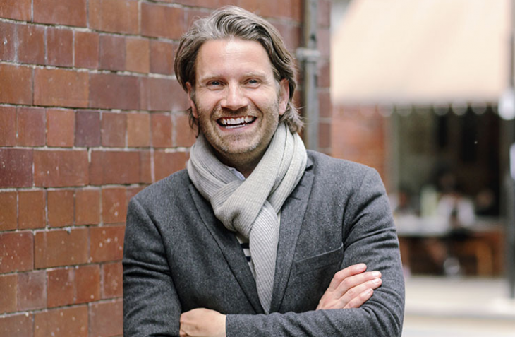 Mike Viking – Indiana Jones of Smiles