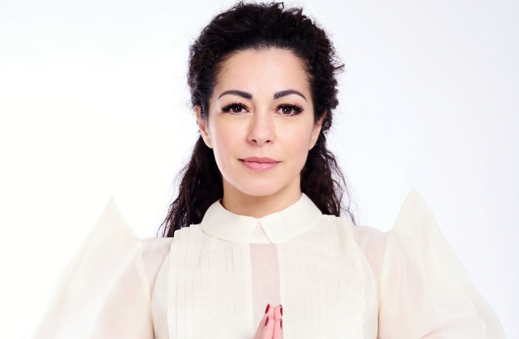 Хубавата Елена Това е етикет а когато прочетете интервюто й