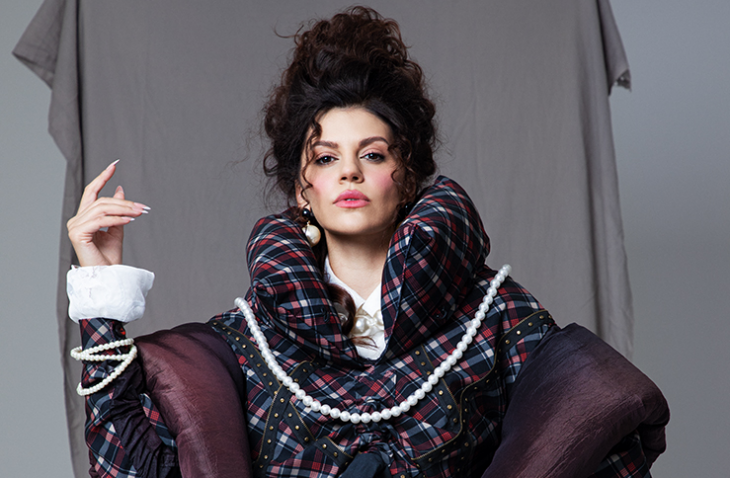 Септемврийският брой идва с изненада – не една а две