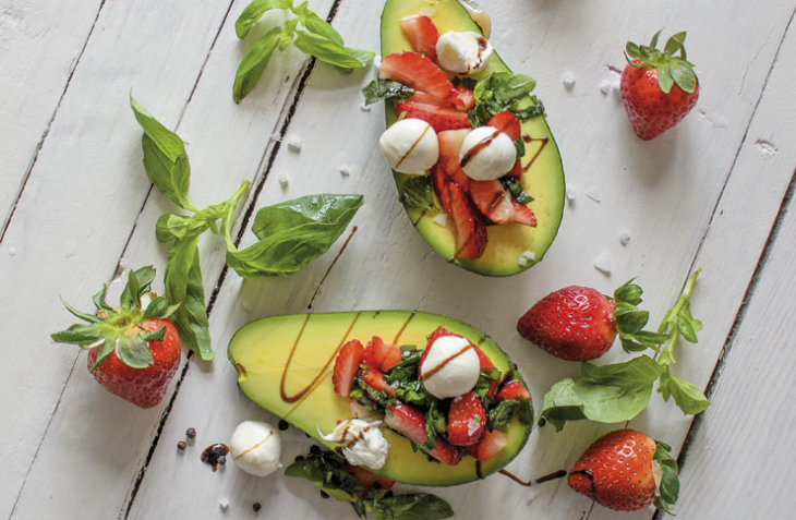Комбинацията от ягоди и авокадо получава креативен обрат с добавка