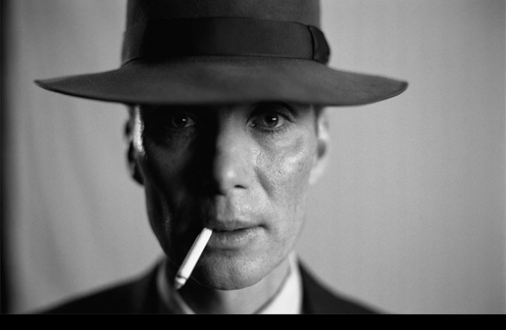 Кратката версия Килиън Мърфи в наистина взривяващо превъплъщение Студените му