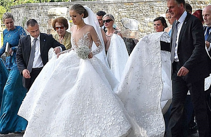 Някои от най скъпите и впечатляващи сватбени рокли създавани някога съчетават