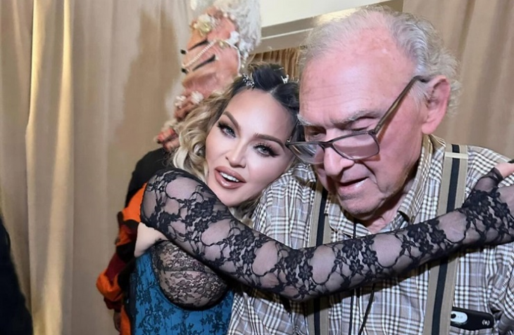 С емоционално послание в социалните мрежи Мадона отбеляза 93-я рожден