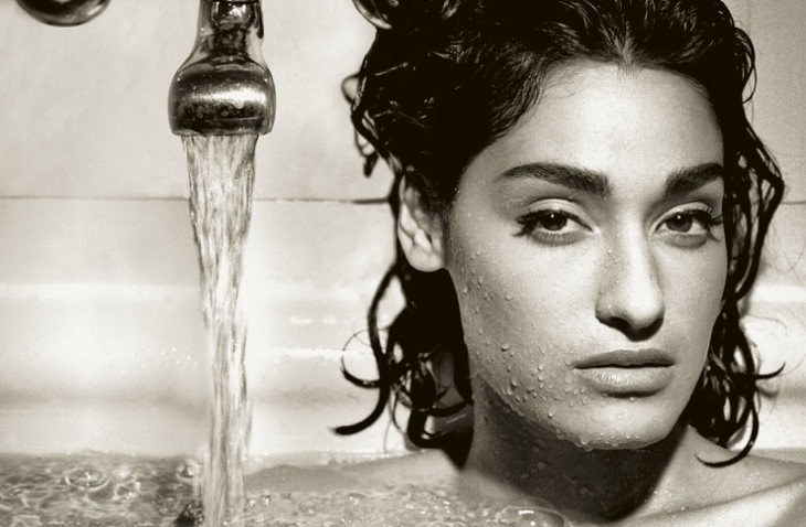 С повече от четиридесет години работа Албърт Уотсън оставя своя