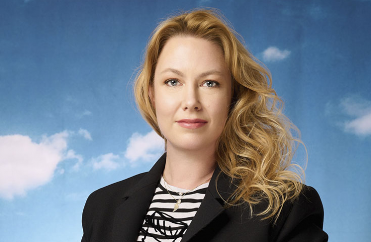 Скъпи читатели Линда Макензи Петкова е съпругата на българския министър председател Кирил