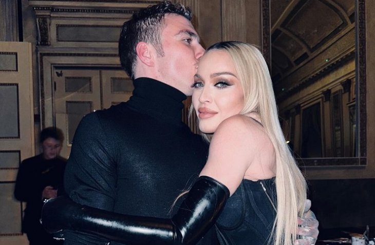 Знаем за Лурдес Мария която е същинско копие на майка