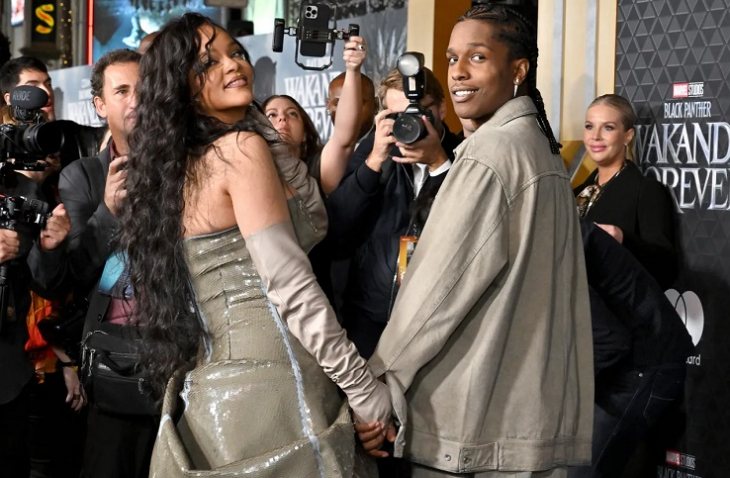 Всички очакваха с нетърпение завръщането на Риана на червения килим