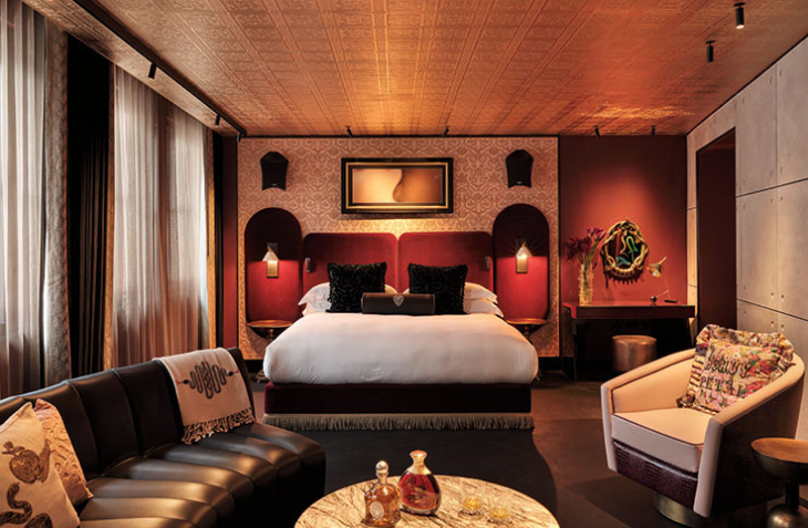 Остров на звукозаписни студиа и музикални магазини улица Денмарк в