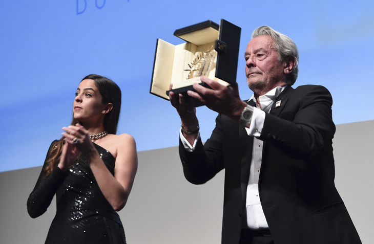 Alen Delon Sveshenoto Chudovishe Na Frenskoto Kino Eva Bg
