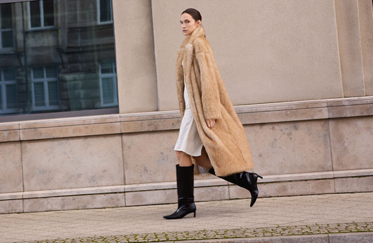 Дамските палта са незаменима част от гардероба на всяка жена