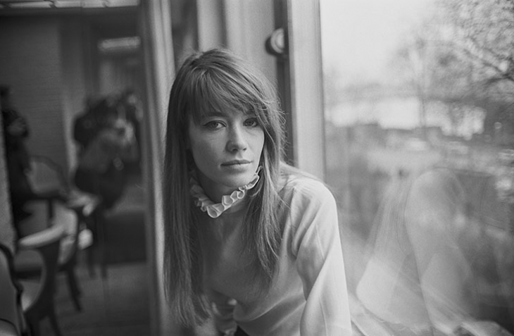 Една от легендарните френски певици Франсоаз Харди почина на 80 годишна