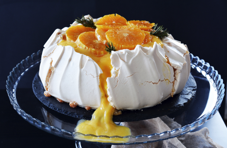 Посветен на балерината Анна Павлова този изящен десерт отдавна се