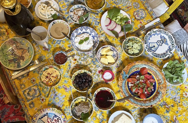 Кацнахме в Измир след прехвърляне в Истанбул и директно се