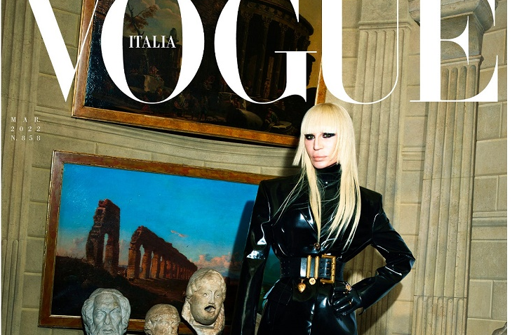 Креативният директор на култовата модна къща Versace 66 годишната Донатела Версаче