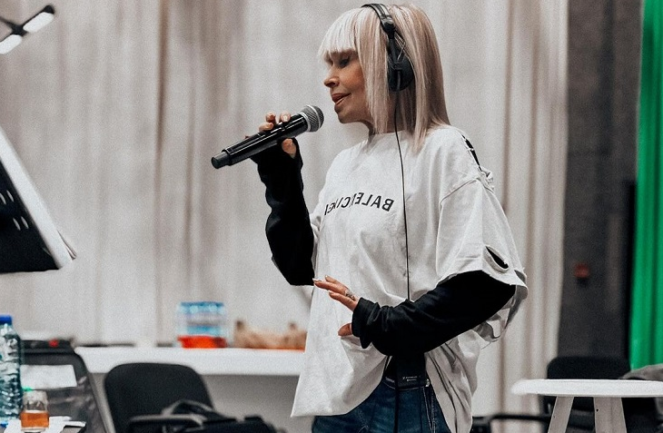 Лили Иванова сподели в Инстаграм снимки от репетициите за голямото