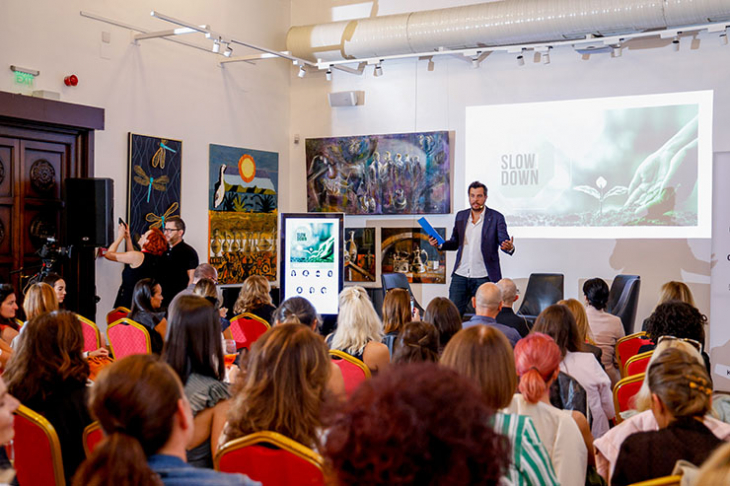 Събитието Eva Slow Down събра във Vivacom Art Hall приятели