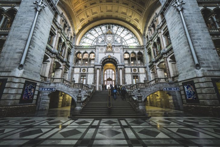 Останал в сянката на по големия си брат Брюксел вторият по