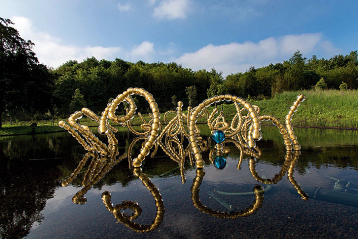 Присъстващи почти във всички модни дефилета с ярко присъствие на