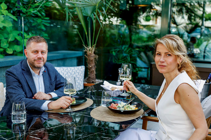 За първи път вечерям с офицер носител на орден военен